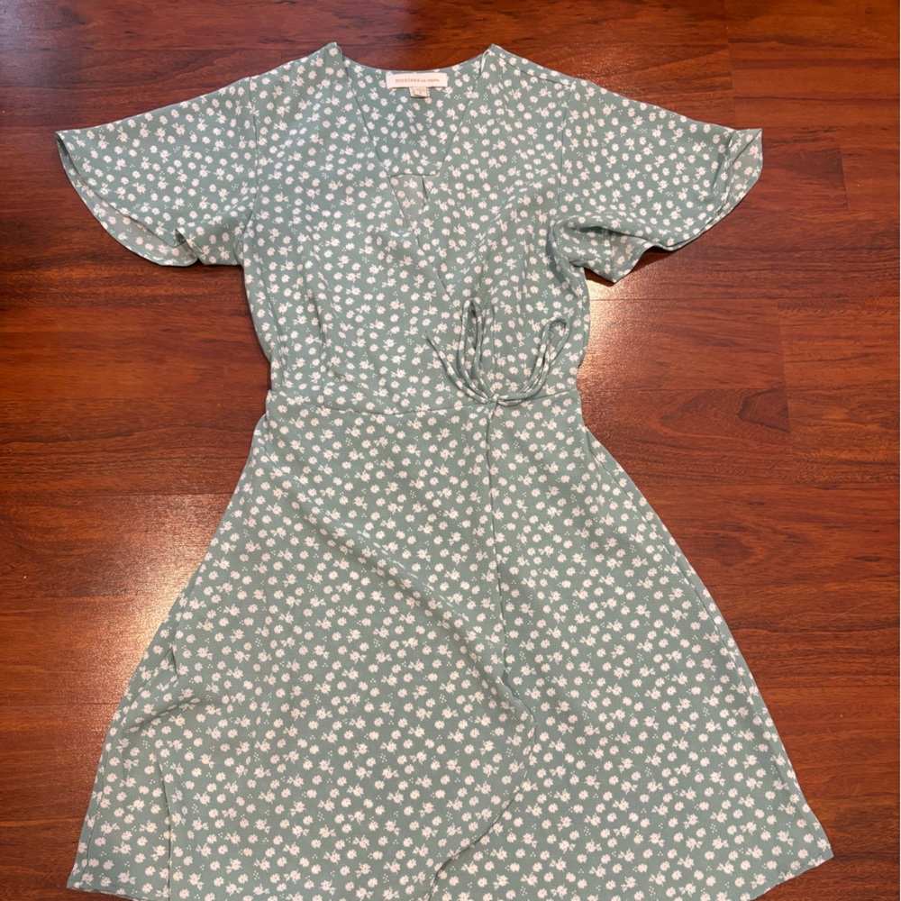 Monteau Sage Green Floral Tie-Front Dress